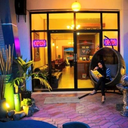 Lawaan Garden Inn Roxas Exterior foto